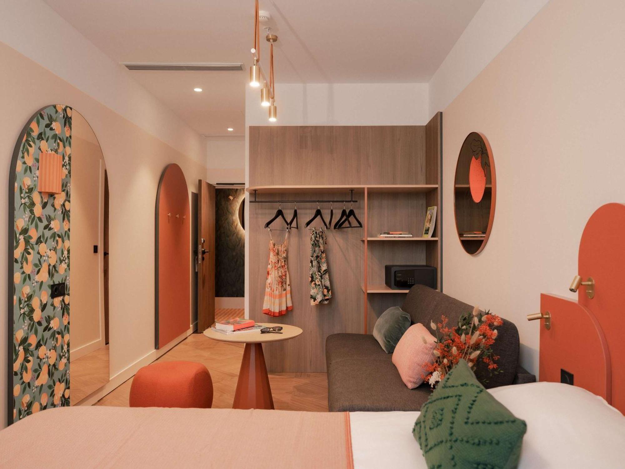 Ibis Styles Sevilla City Santa Justa Exterior photo